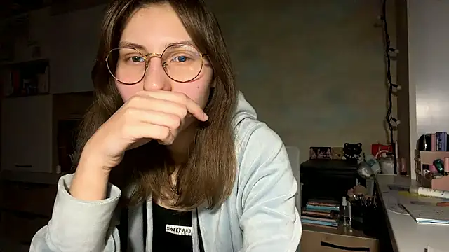 Miaaa Moon online show from February 11, 2026, 4:34 pm