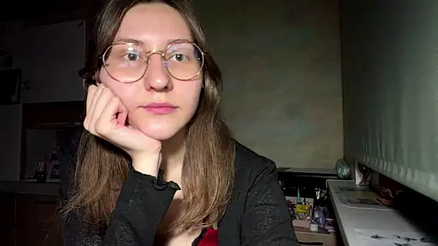 Miaaa Moon online show from April 19, 2026, 5:45 pm