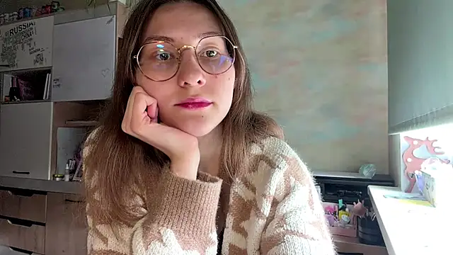 Snapshot of Miaaa_Moon chatting on April 28, 2026, 12:10 pm Miaaa Moon online show from April 28, 2026, 12:10 pm