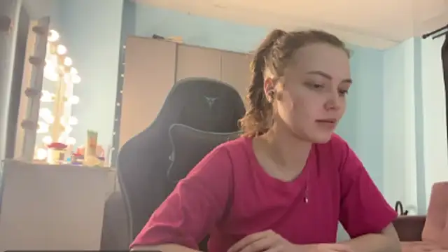 Snapshot of AndreeMerryman chatting on March 2, 2026, 8:21 am AndreeMerryman online show from March 2, 2026, 8:21 am