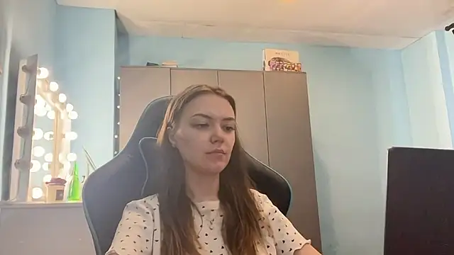 AndreeMerryman online show from March 23, 2026, 2:04 am