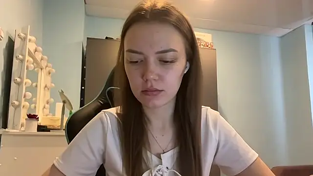 AndreeMerryman online show from April 11, 2026, 2:05 am