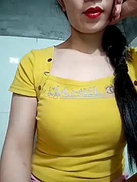 Snapshot of Vyvvyy69 chatting on June 13, 2026, 10:35 am Vyvvyy69 online show from June 13, 2026, 10:35 am