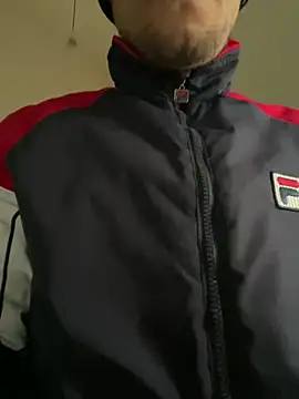 alessand180521 online show from March 4, 2026, 4:24 pm