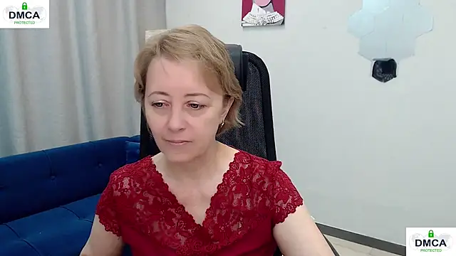 Snapshot of MONA_W chatting on June 5, 2026, 1:28 pm MONA W online show from June 5, 2026, 1:28 pm