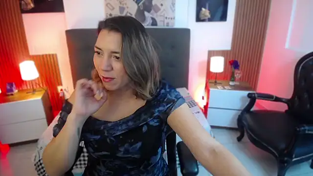 milfsecret69 online show from May 19, 2026, 10:54 am