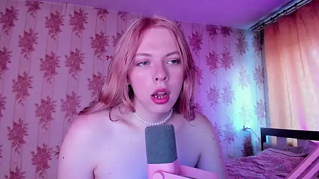 Snapshot of Cutie_Bambi chatting on June 8, 2026, 12:16 pm Cutie Bambi online show from June 8, 2026, 12:16 pm