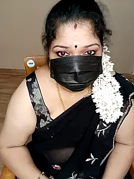 Snapshot of silk_rose05 chatting on February 28, 2026, 5:36 pm silk rose05 online show from February 28, 2026, 5:36 pm