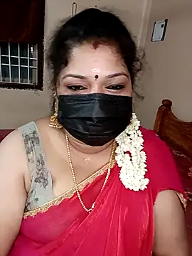 Snapshot of silk_rose05 chatting on March 3, 2026, 5:41 pm silk rose05 online show from March 3, 2026, 5:41 pm