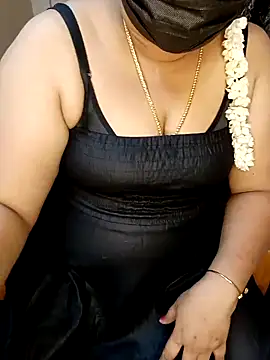 silk rose05 online show from April 15, 2026, 7:21 pm