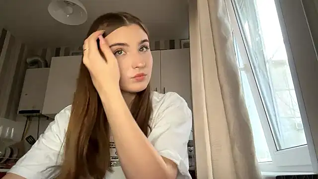 LissaBliss online show from March 27, 2026, 2:50 pm