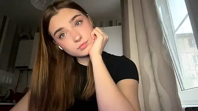 LissaBliss online show from March 29, 2026, 2:50 pm