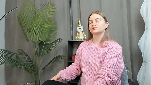 PhoebeTomerlin online show from February 1, 2026, 9:08 am