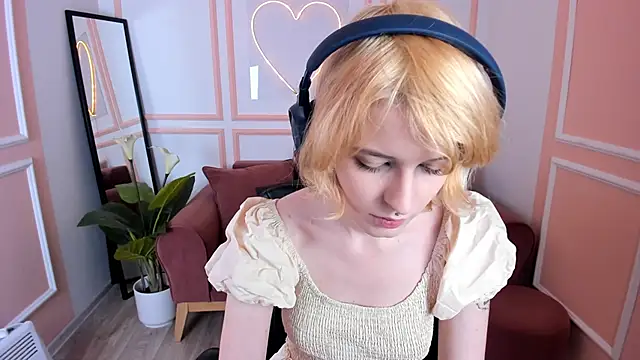 Snapshot of Akimo_ chatting on March 1, 2026, 2:08 pm Akimo online show from March 1, 2026, 2:08 pm