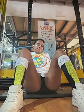 LunaHeat online show from February 6, 2026, 3:26 pm