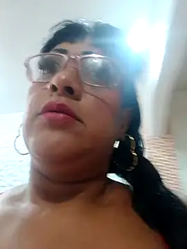 SabrinaColin online show from May 17, 2026, 2:20 am