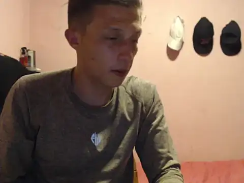 Snapshot of Cronos_Hot_8 chatting on February 13, 2026, 12:39 am Cronos Hot 8 online show from February 13, 2026, 12:39 am