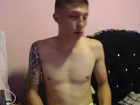 Snapshot of Cronos_Hot_8 chatting on February 28, 2026, 5:03 pm Cronos Hot 8 online show from February 28, 2026, 5:03 pm