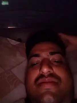 hunterkingshan online show from February 17, 2026, 6:25 pm