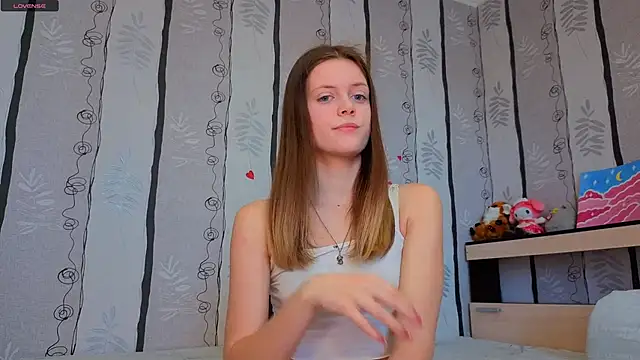 SueFerreyra online show from March 25, 2026, 8:09 am