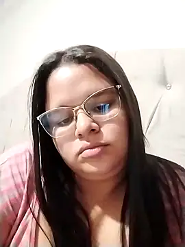 Snapshot of SamanthaStonee chatting on February 8, 2026, 11:08 pm SamanthaStonee online show from February 8, 2026, 11:08 pm