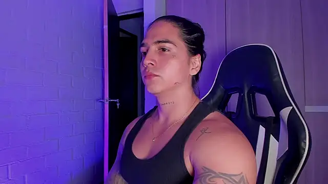 Snapshot of Cry_Duran chatting on February 7, 2026, 9:18 pm Cry Duran online show from February 7, 2026, 9:18 pm