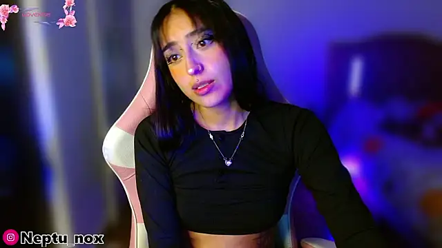 kuromi x online show from February 18, 2026, 5:03 am