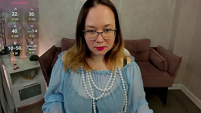 Snapshot of Dixon_Ross chatting on May 19, 2026, 11:38 am Dixon Ross online show from May 19, 2026, 11:38 am