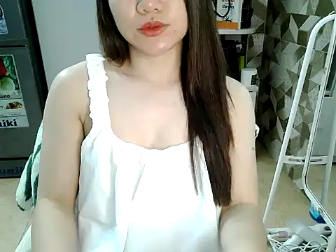 Amy8386 online show from February 8, 2026, 6:06 am