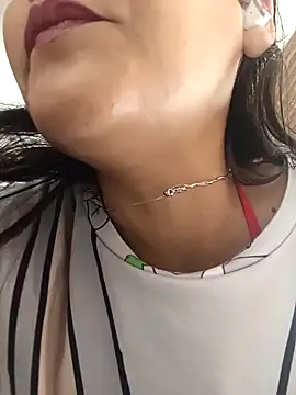 Snapshot of zoe_marcus chatting on February 15, 2026, 3:47 am zoe marcus online show from February 15, 2026, 3:47 am