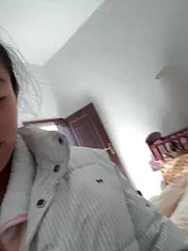 Snapshot of srr6677 chatting on February 4, 2026, 7:47 am srr6677 online show from February 4, 2026, 7:47 am