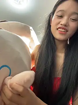 Snapshot of srr6677 chatting on February 22, 2026, 1:53 pm srr6677 online show from February 22, 2026, 1:53 pm