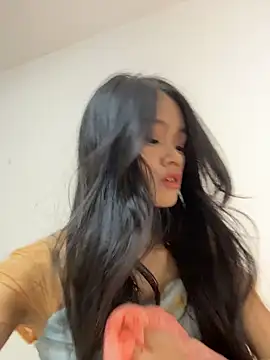 Snapshot of srr6677 chatting on February 26, 2026, 11:31 am srr6677 online show from February 26, 2026, 11:31 am