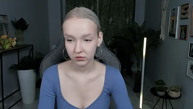 MaoqiBeverly online show from March 20, 2026, 6:29 am