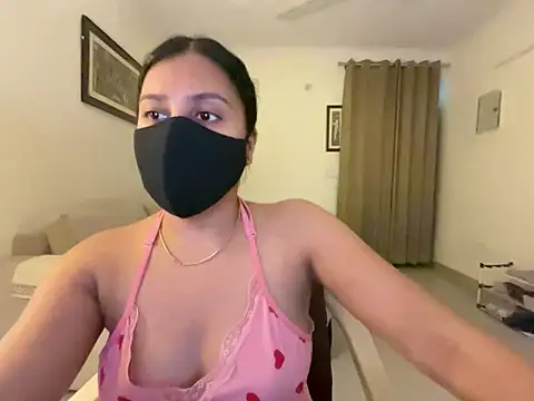 Snapshot of Anna_girl22 chatting on May 8, 2026, 3:17 pm Anna girl22 online show from May 8, 2026, 3:17 pm