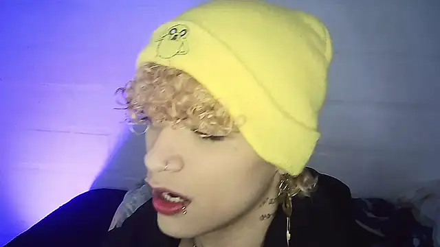 lucke collins22 online show from March 6, 2026, 7:05 am