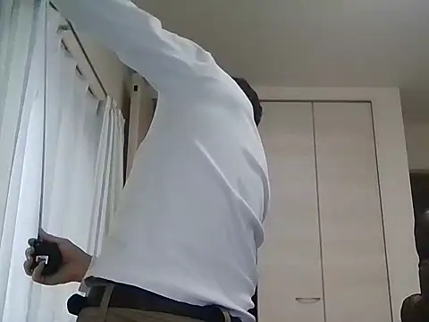 K0U-123 online show from April 9, 2026, 11:43 pm