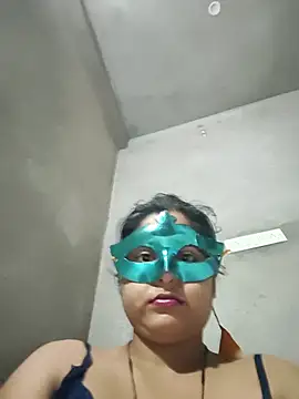 Sexy khushi19 online show from May 16, 2026, 12:40 am