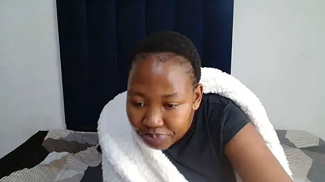 Lissa 27 online show from February 23, 2026, 8:39 pm