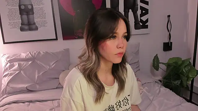 Hey lucy   online show from March 5, 2026, 11:39 am