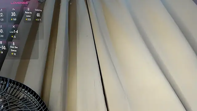 Lucia velez online show from March 3, 2026, 2:28 am