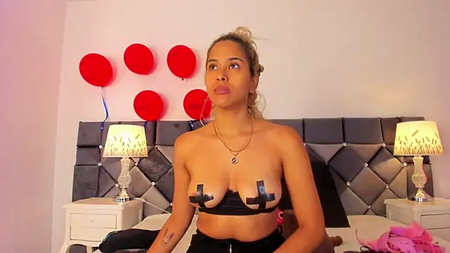  Giorgiina  online show from February 21, 2026, 12:17 pm