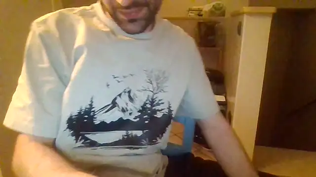 Snapshot of Porcland666 chatting on February 27, 2026, 11:49 pm Porcland666 online show from February 27, 2026, 11:49 pm