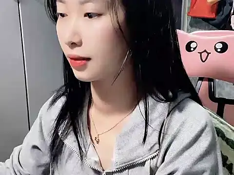 Linne6789 online show from March 3, 2026, 3:07 pm