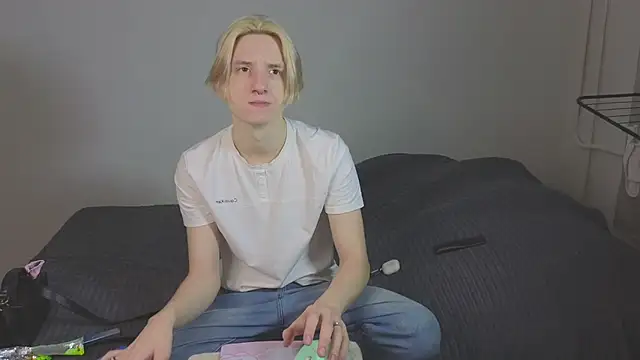 Ron Vilss online show from February 4, 2026, 7:47 am