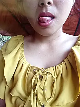 Small flower1 online show from March 31, 2026, 2:35 am