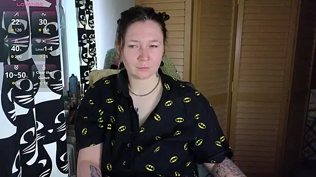 Snapshot of Ozalin_ chatting on June 24, 2026, 11:09 am Ozalin online show from June 24, 2026, 11:09 am