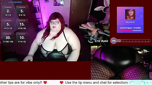 Snapshot of RileySynn chatting on August 8, 2026, 11:07 pm RileySynn online show from August 8, 2026, 11:07 pm