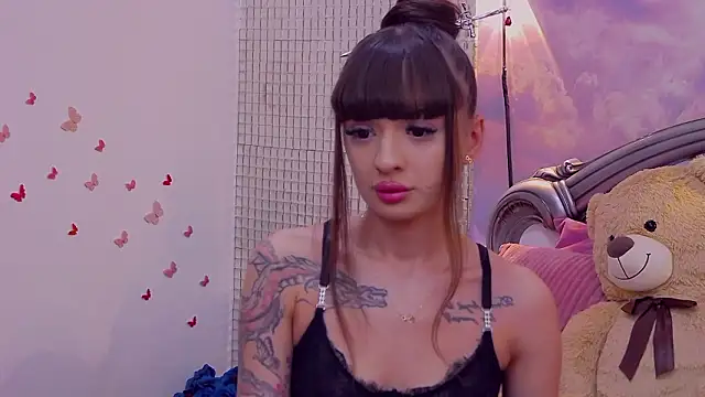 KayaRosse online show from February 17, 2026, 6:43 am