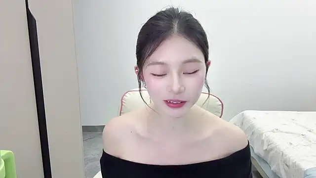 DYyyyyy-- online show from March 18, 2026, 12:08 pm